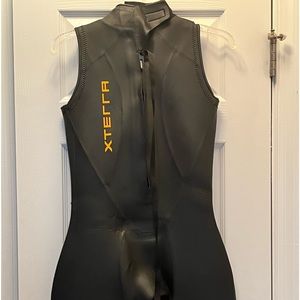 Xterra Vortex 4 sleeveless wetsuit large